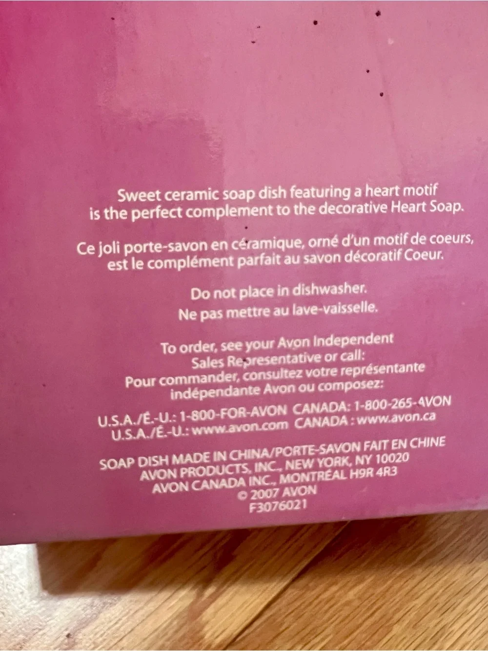 Avon glossy ceramic